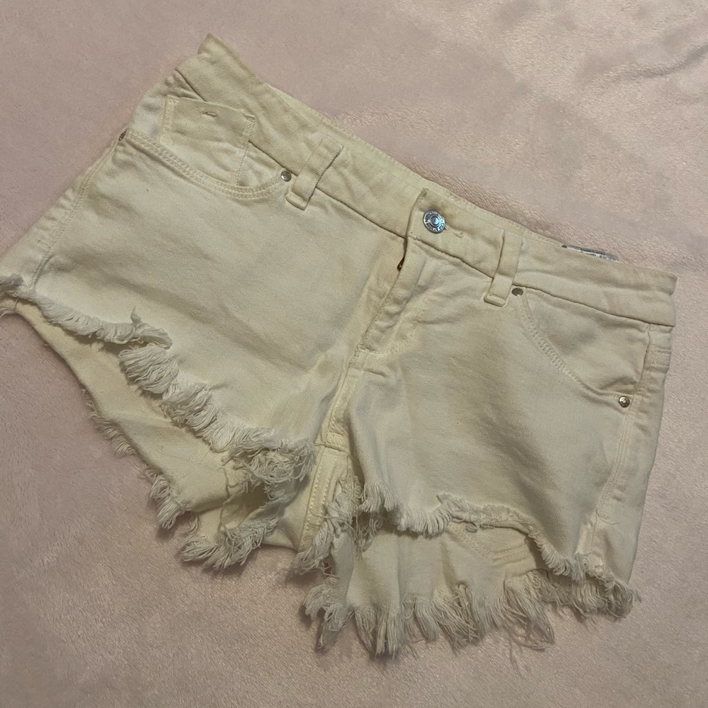 Guess shorts